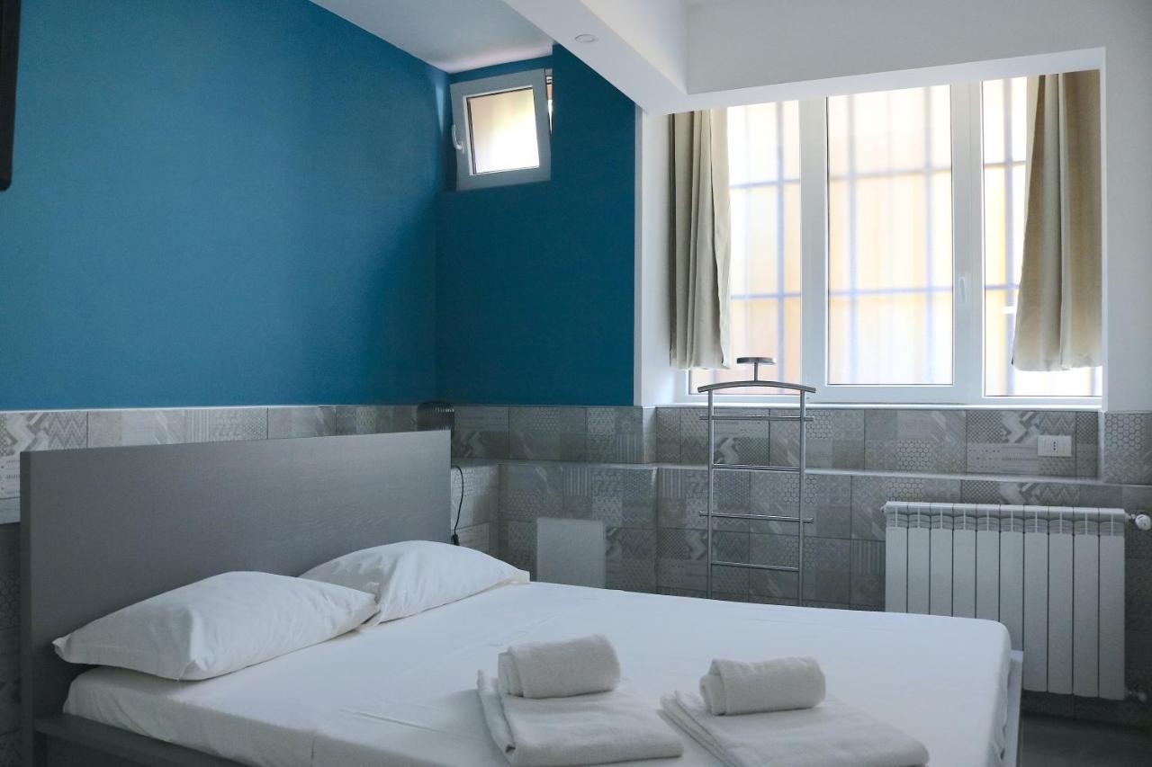 Gambara Guests House Hotell Milano Eksteriør bilde
