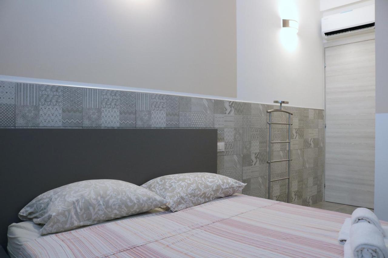 Gambara Guests House Hotell Milano Eksteriør bilde