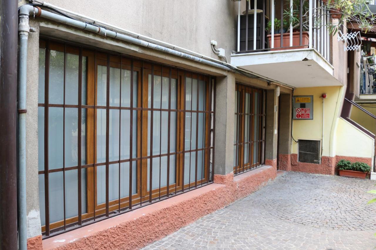 Gambara Guests House Hotell Milano Eksteriør bilde